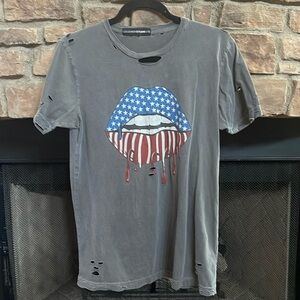 Lulusimons Studio gray tattered t-shirt with red, white and blue lips. Small